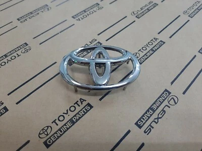  TOYOTA LOGO EMBLEMA CON RUEDA DE DIRECCIÓN 6,5 CM PARA TOYOTA VIGO REVO COROLLA ALTIS Foto 1 de 4