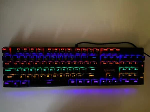 Redragon K608 Valheim Rainbow Gaming Keyboard 104 Keys NKRO Mechanical Keyboard - Picture 1 of 4