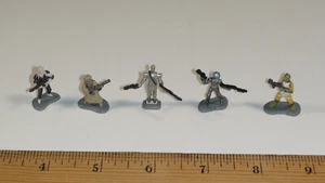 Star Wars Micro Machines Lot of 5 Bounty Hunters IG-88 Dengar 4LOM Bossk Zuckus - Picture 1 of 2