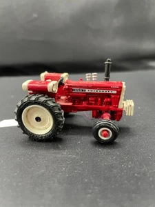 1/64 Cockshutt 1950-T Narrow Front Ertl Red Tractor Diesel Over Under Hydraul - Picture 1 of 7