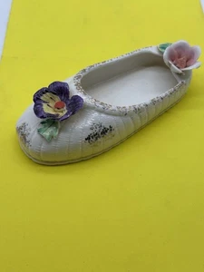 Vintage 3 1/2" Porzellan Keramik angewandte Blume Miniatur Slipper/Schuh #44/369 - Bild 1 von 7