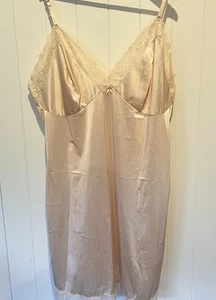 Full Petticoat Women’s Size 26 Nude Beige Adjustable Straps Made In Aust Vintage - Picture 1 of 7