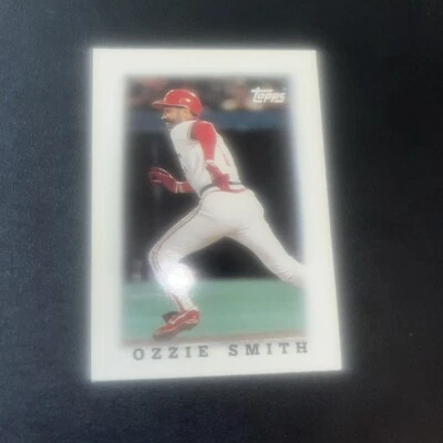 1988 Topps League Leaders Minis Ozzie Smith #72 HOF St Louis Cardinals - Image 1 of 2