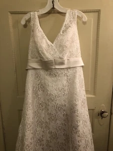 Sz 14W Davids Bridal Wedding Dress 9T9612 Ivory - Picture 1 of 18