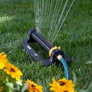 Oscillating Lawn Sprinkler 4000 Sq Ft Spray Watering Garden Yard Irrigation - Picture 1 of 12