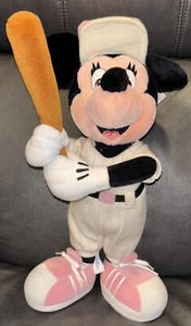 De colección Minnie Mouse Listo Para Jugar Béisbol/Softbol, Uniforme Rosa, Sosteniendo A Ba - Imagen 1 de 5