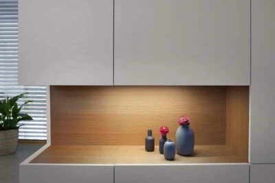 2x OSRAM LED 30cm Unterbau Leuchte Sensor warmweiß 11W EEK:F (Spektr.A-G) - Bild 1 von 4