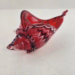 Caracola de vidrio artístico rojo soplado remolino concha de mar retorcida hecha a mano Vinci 9" de largo - Imagen 1 de 7