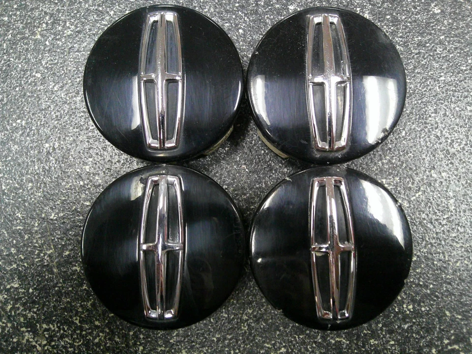 Tapas centrales negras Lincoln MKC OEM 2-1/8" 54 mm DPSC-1A096-AA BA - Juego/4* Foto 1 de 4