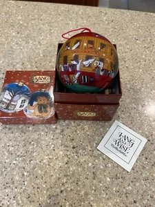 Lang and Wise handbemalte mundgeblasene Glas Ornament Noahs tröstende Quilts - Bild 1 von 7