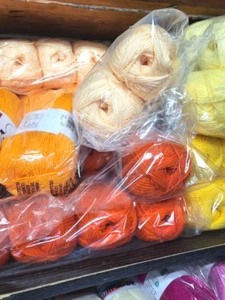 Job lot Bundle quality baby soft knitting yarn mixed colours 10 x 100g @LOOK@ - Picture 1 of 7