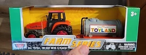 Fleet Farm Toyland Motor Max Series Die Cast Metal Plastic Tractor Tank 76702 - Picture 1 of 7