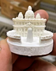 Mini St. Peter Basilica Vatican City Souvenir Figurine 2" Made in Italy - Picture 1 of 2