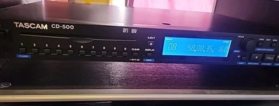 Tascam CD-500, Black Single-Rackspace CD Player, Adjustable Pitch, Wav Mp3 - Image 1 of 4