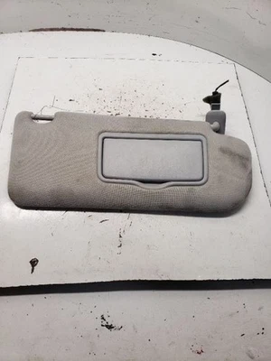 Parasol derecho pasajero iluminado se adapta 06-08 MAZDA 6 1120025 Foto 1 de 4