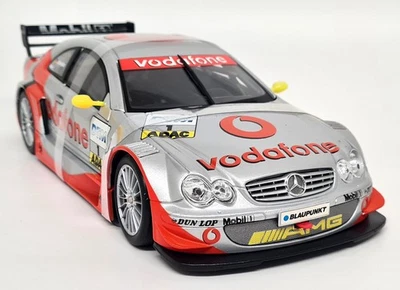 Maisto 1/18 - Mercedes Benz CLK AMG Vodafone 2002 Schneider #1 Diecast Model Car Foto 1 de 4