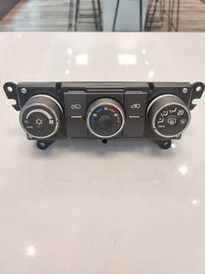 NEW **GENUINE** ACDelco® GM® 15-74120 HVAC Control 12-15 Captiva Sport 23111244 - Image 1 of 4