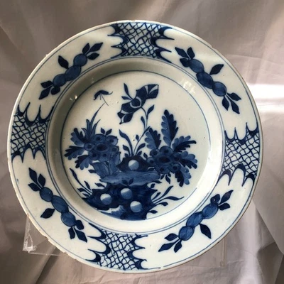 ASSIETTE  FAIENCE DE DELFT 18 EME SIECLE    INV  11556 - Photo 1/4