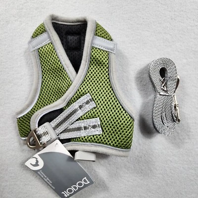 Dog Vest Harness With Leash Adjustable Reflective Strips Size Medium Green - Image 1 of 4