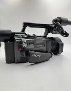 Sony DSR-PD190P DVCAM 3CCD Handycam Professional MiniDV Camcorder Video Camera - Bild 1 von 5