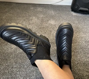 GUCCI Frances Matelassé Botas Chelsea de Cuero Acolchado Negras Reino Unido 5/38 - Imagen 1 de 21