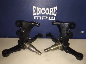 1987-1993 Ford Mustang Spindle v8 5.0L Steering knuckle Pair Set Foxbody GT LX - Foto 1 di 1