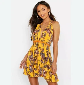VESTIDO SKATER BORDADO PAISLEY Boohoo Mujer Pequeña Talla 2 Floral Playa - Imagen 1 de 9