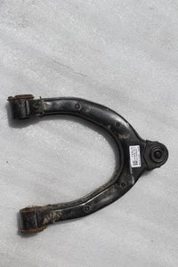 Brazo de control superior delantero pasajero derecho Tesla Model Y 2020 2021 2022 2023 - Imagen 1 de 3