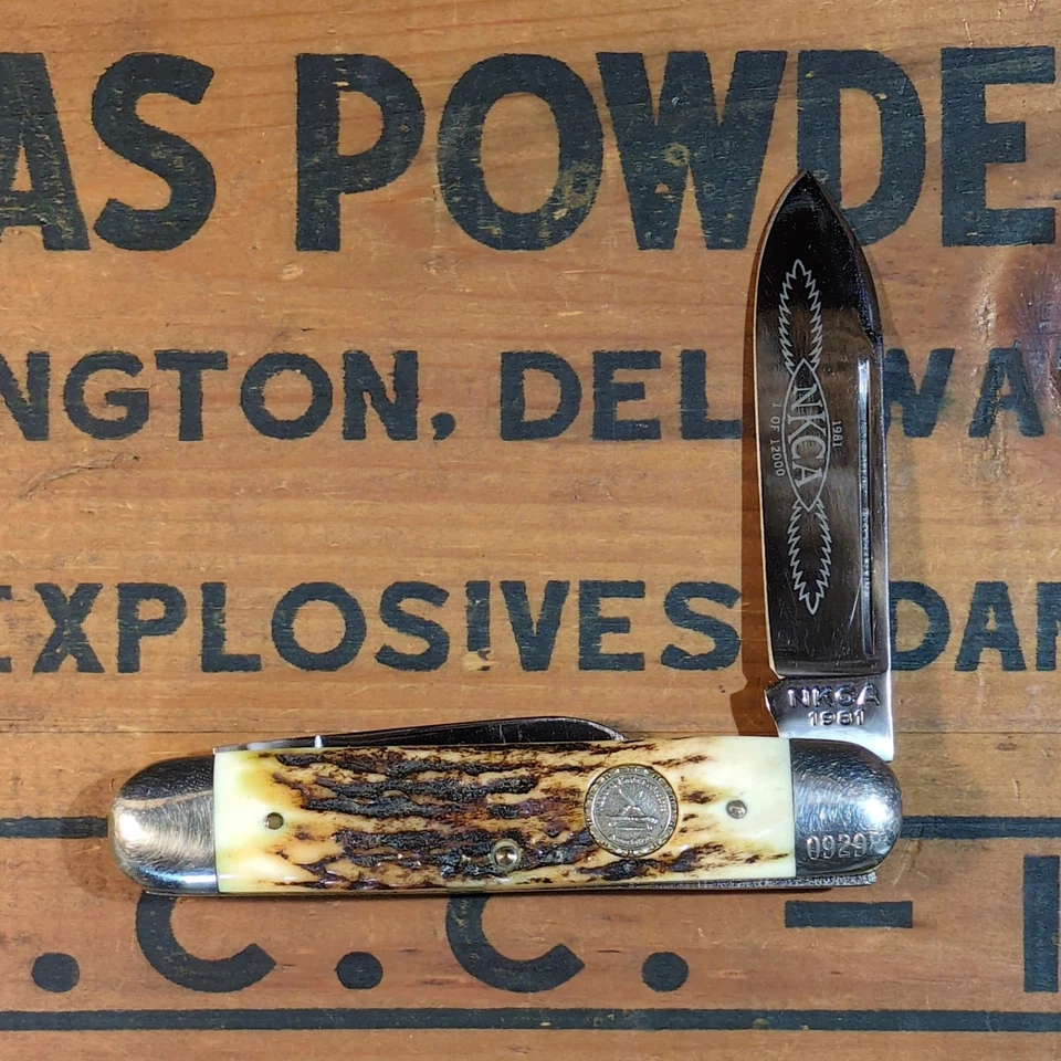 Vintage 1981 NKCA Queen Cutlery USA #03595 Stag 2 Blade Cigar Pocket Knife - Image 1 of 4