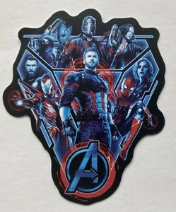 AVENGERS ASSEMBLE COMIC FILM AUFKLEBER (MCU) INFINITY WAR MIT GOTG SKATEBOARD AUFKLEBER - Bild 1 von 2