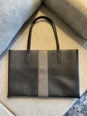 Bolso de Mano Vince Camuto Vegano Cuero Guijarro Negro Gris Rayas Shopper Bolso Cartera Foto 1 de 3