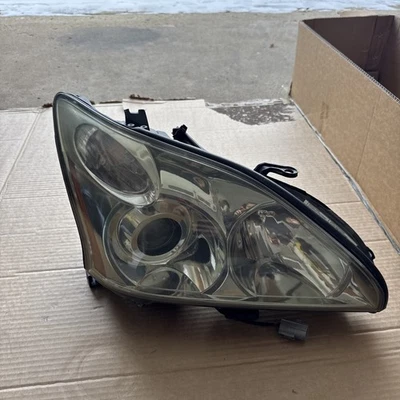2004 2005 2006 2007 2008 2009 Lexus RX RX350 RX330 Right Xenon Headlight OEM - Image 1 of 4