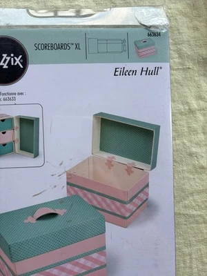 SIZZIX Eileen Rumpf Anzeigetafeln XL Würfel Deko Box 663634 Open Box - Bild 1 von 3