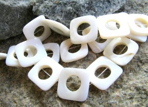 Perlmutt Perlen Vierecke cremeweiß 20x20mm 20 Stück SERAJOSY  - Bild 1 von 1