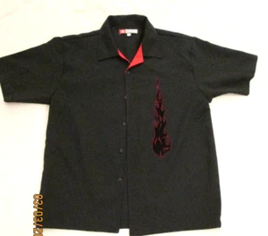 IZ IT U Mens Medium Button Up Short Sleeve Shirt w/Flames USA CL14 - Picture 1 of 5