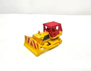 Matchbox BULLDOZER 1979 MB64 Yellow Vintage Diecast Red Car Construction 2.5" - Picture 1 of 2
