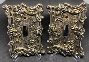 Lot of 2 - Vintage 1967 American AMER Tack & HDWE Co #60T Light Switch Covers - Picture 1 of 5