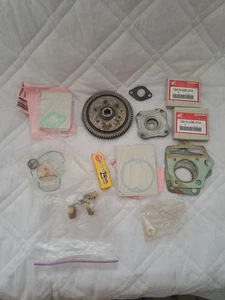 Ersatzteile für Honda SS50 z.B. Kolbenringe , Dichtungen, Schwimmer - Bild 1 von 6