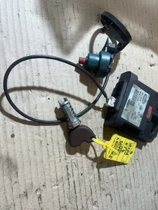 Genuine Piaggio Vespa Et4 125 Keys And Cdi - Picture 1 of 7