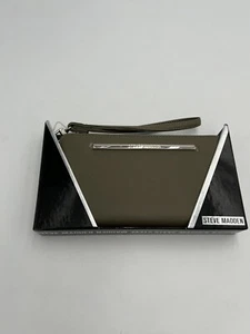NWT STEVE MADDEN BZIP SMOOTH ZIP AROUND WALLET OLIVE GREEN WRISTLET S2 - Picture 1 of 2