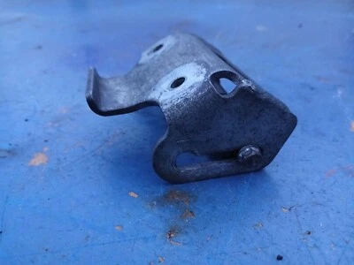 Honda CB900F 919 2004 05 Hornet OEM tanque de combustible trasero soporte de montaje piezas  Foto 1 de 3