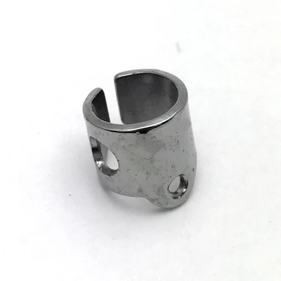 Guía de rosca de barra de aguja #152890-0-01 para máquina de tachuelas de barra Brother LK-B430 Foto 1 de 1