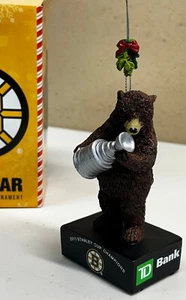 Boston Bruins Bear 2011 adorno de Navidad, promoción del día del juego, campeones de la Copa Stanley - Imagen 1 de 6