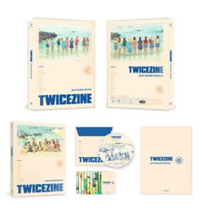 Zweimal Fotoalbum: TWICEZINE JEJU ISLAND EDITION - Bild 1 von 2