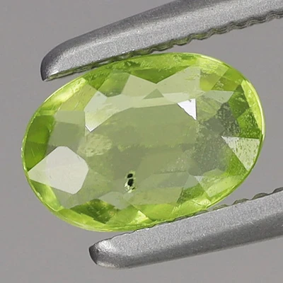 0.45ct 5.9x4.1mm Oval Natural Unheated Untreated Green Colour Peridot, Myanmar - Image 1 of 4