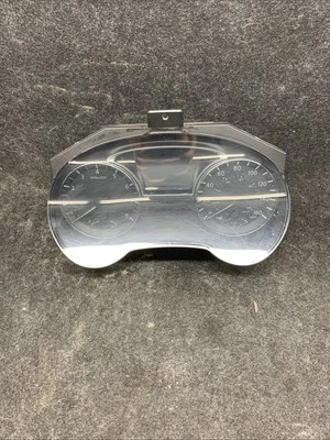 Medidor de velocímetro usado se adapta a: Nissan Altima Cluster Sdn AT CVT 2014 2,5 L 4 cilindros Foto 1 de 4