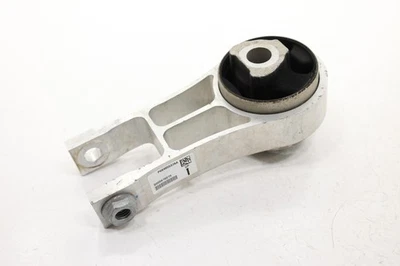 2020 - 2026 CHRYSLER VOYAGER ENGINE FRAME MOUNT SUPPORT BRACKET OEM 68485537AA - Image 1 of 4