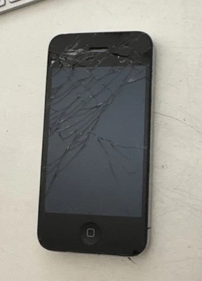 Apple iPhone 4 16GB schwarz Black Ungeprüft Teilespender Glasbruch - Bild 1 von 2