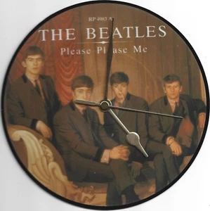 THE BEATLES - PLEASE PLEASE ME 7" VINYL RECORD WALL CLOCK - Picture 1 of 1