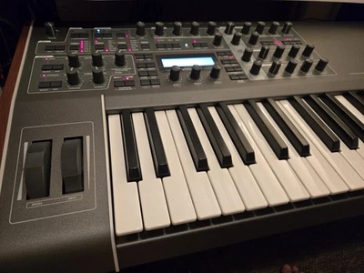 Access Virus TI2 in TOP Zustand - Kauf 2022 bei Thomann - Bild 1 von 4